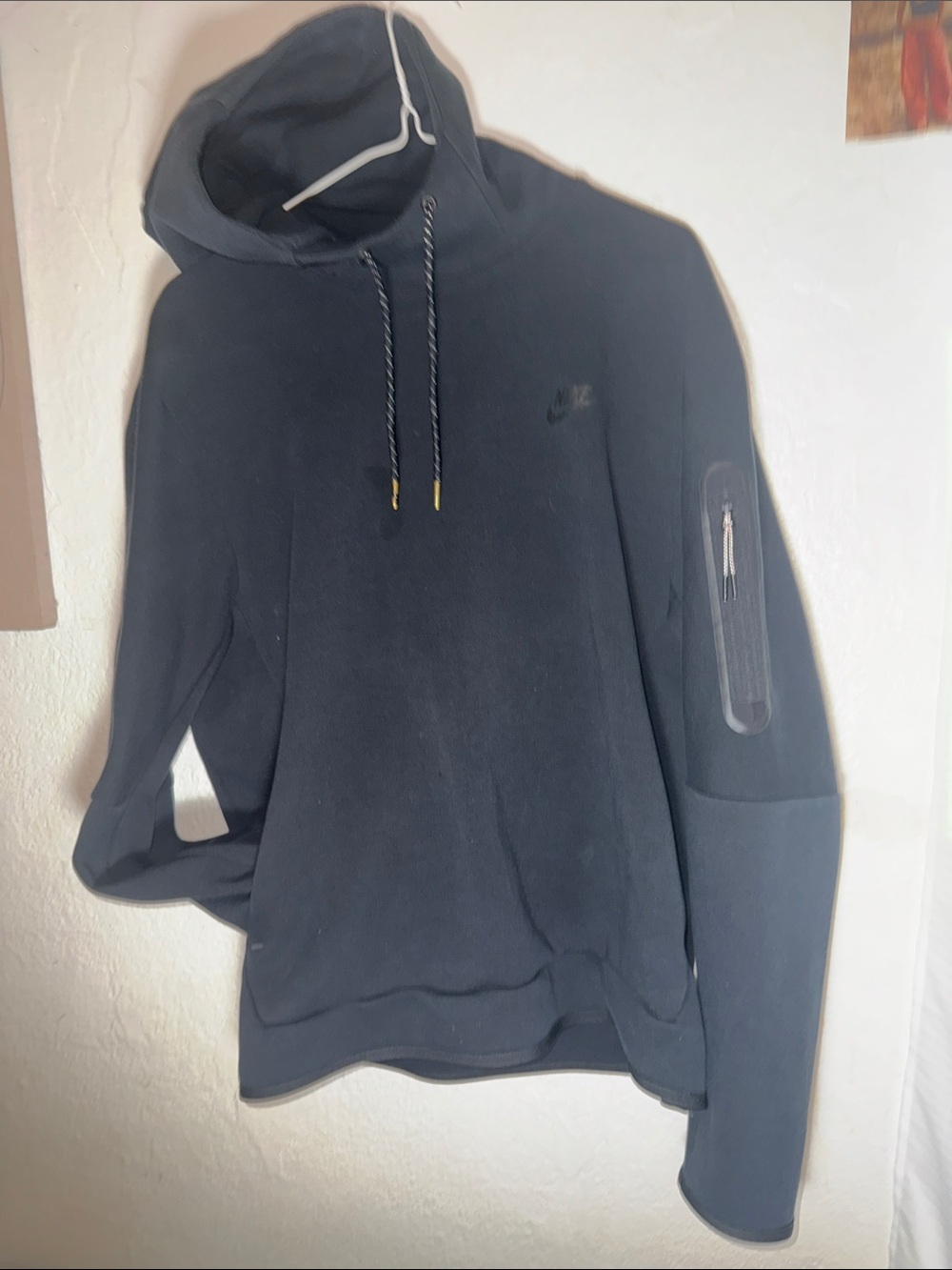 Nike Black Pullover Hoodie with Sleeve Zip Pocket - Picture 3 of 12